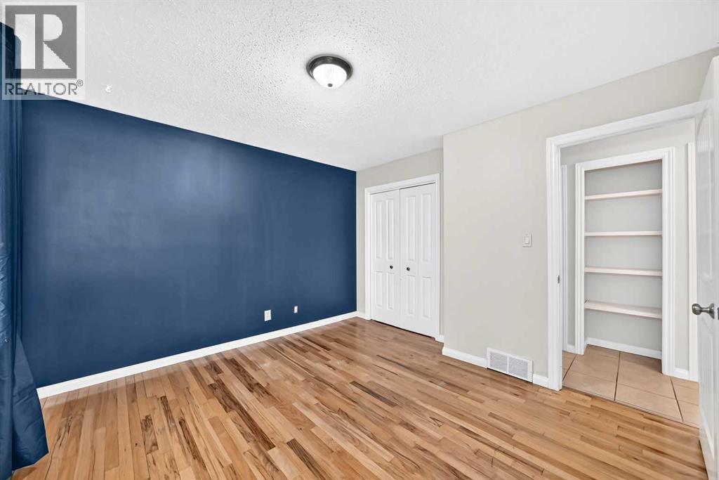 439 Queen Charlotte Drive SE - 17