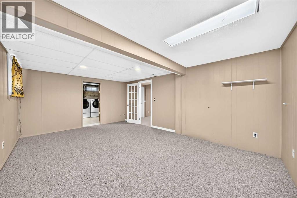 439 Queen Charlotte Drive SE - 30