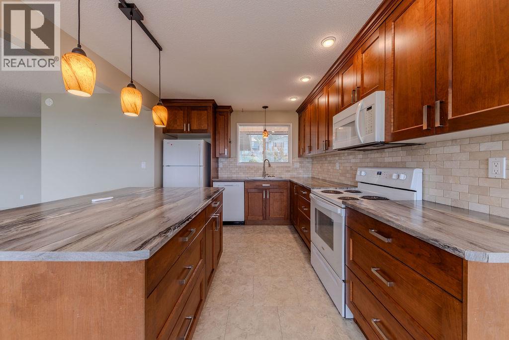 760 ARBUTUS Street - 25