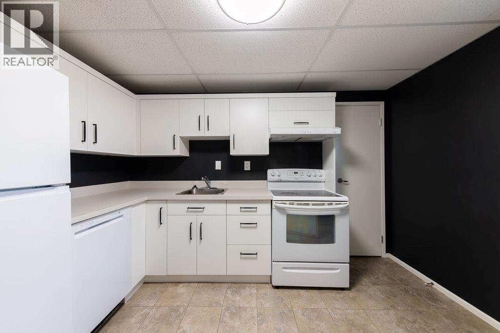 760 ARBUTUS Street - 43