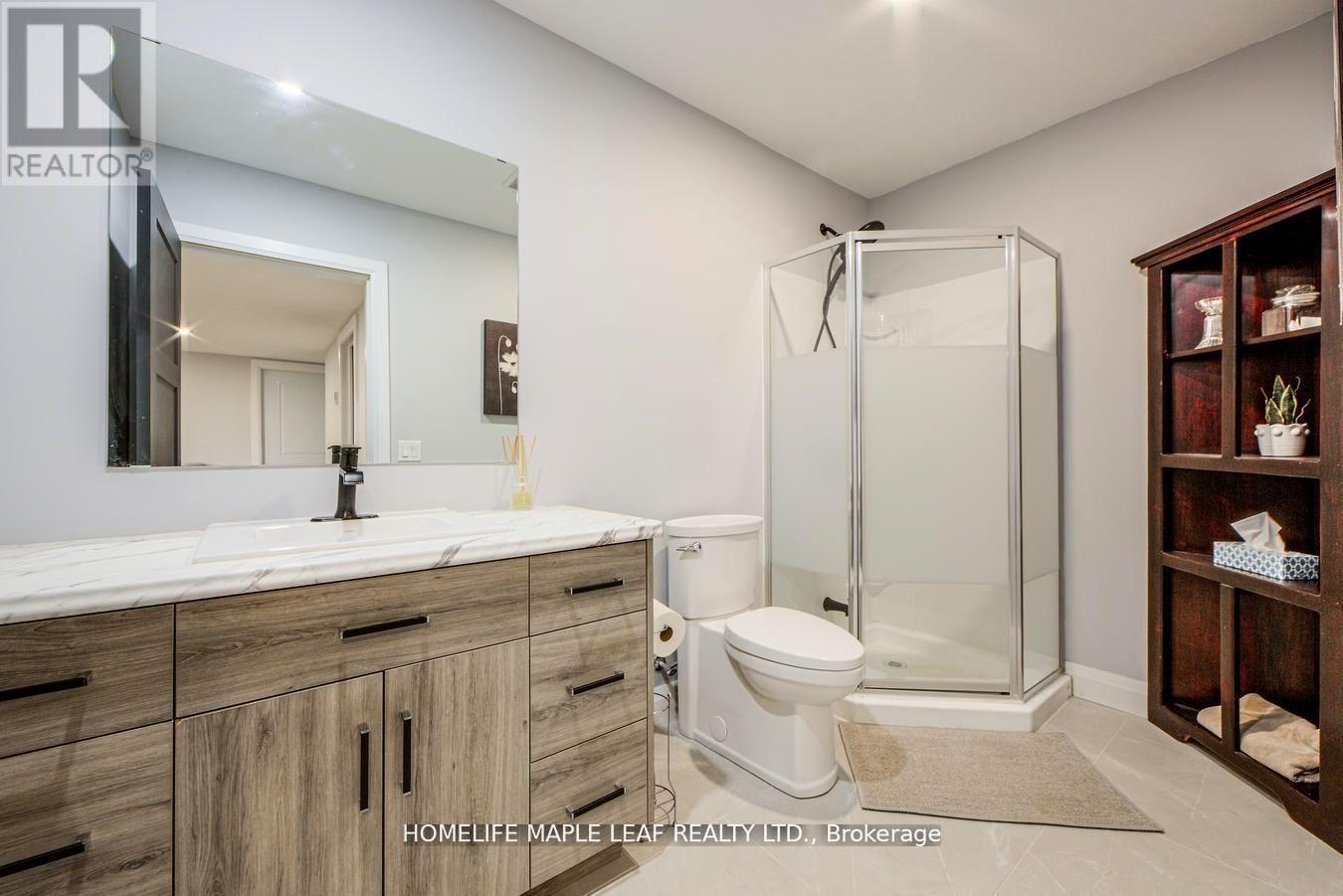 #17 585437 COUNTY ROAD - Image 32