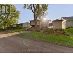 115 Greatview Trail, Whitewater Region, ON K8A6W2 Photo 31