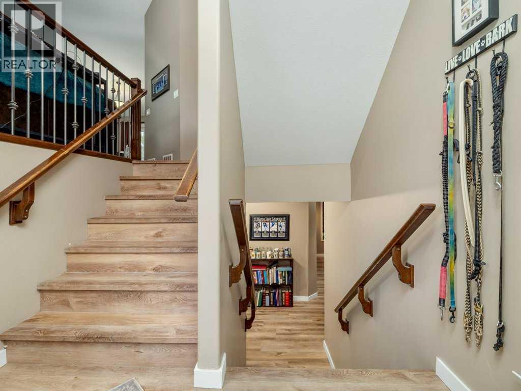 532 Margaret Sutherland Crescent N - 4