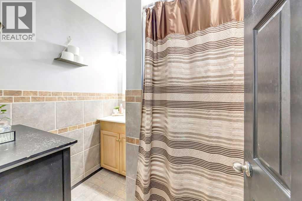 1512 49 Avenue - Image 18