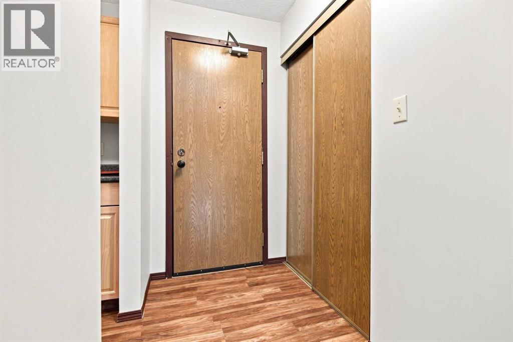 71 Cosgrove Crescent - Photo 10