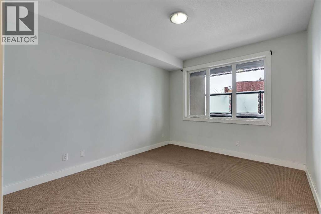 320 12 Avenue Northeast - Photo 9
