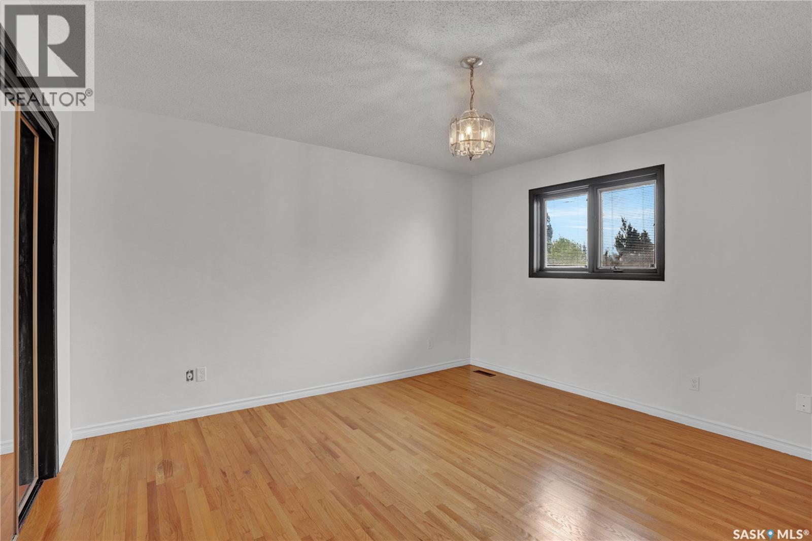 302 Doiron ROAD N - 17