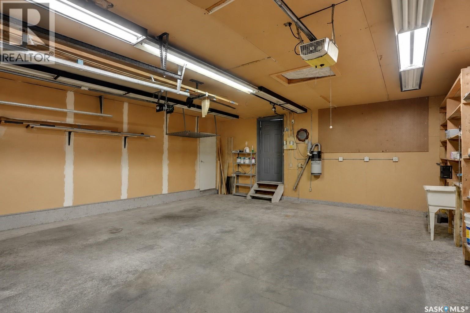 302 Doiron ROAD N - Image 32