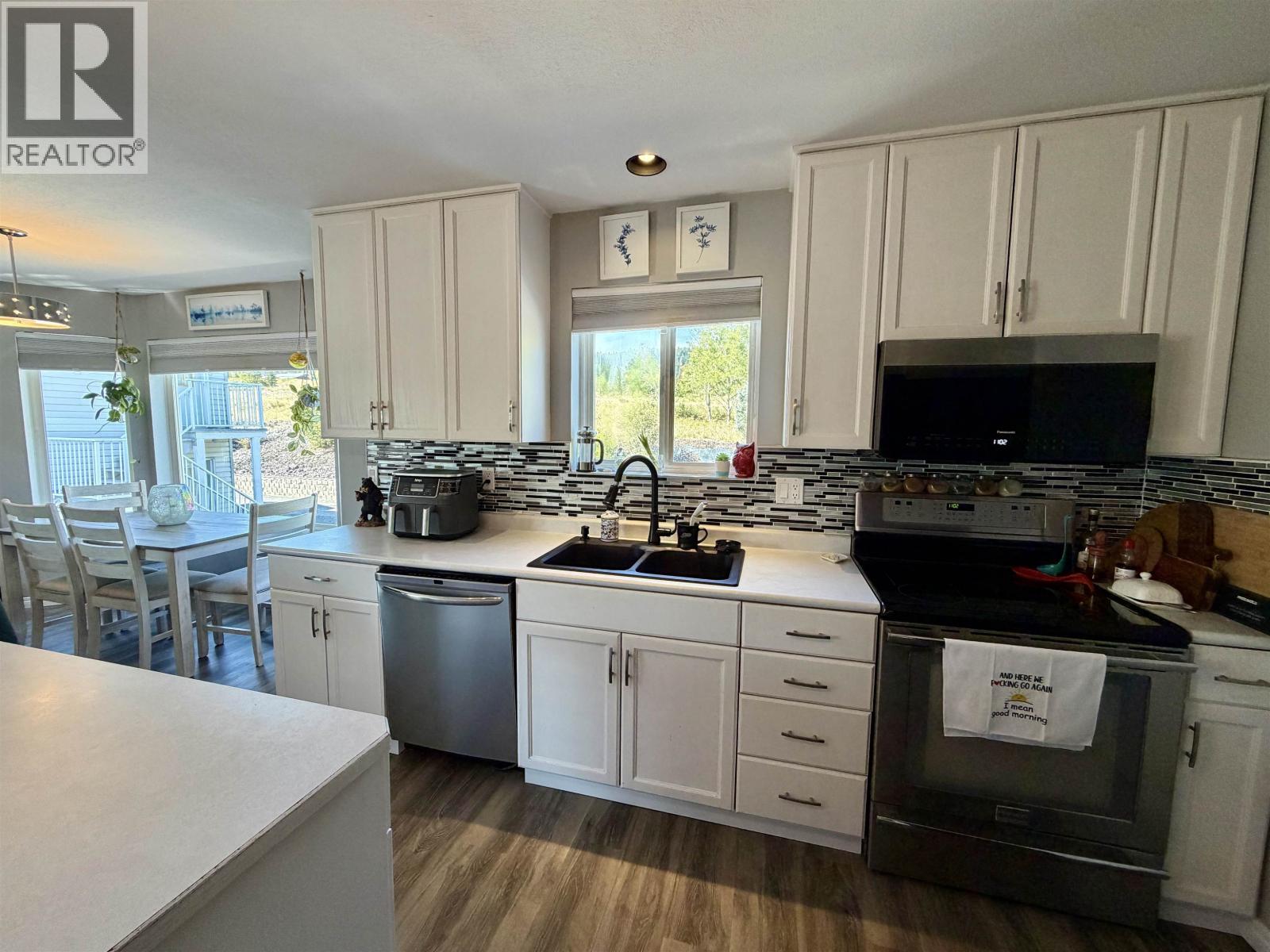 #3 25 WESTRIDGE DRIVE - Image 8