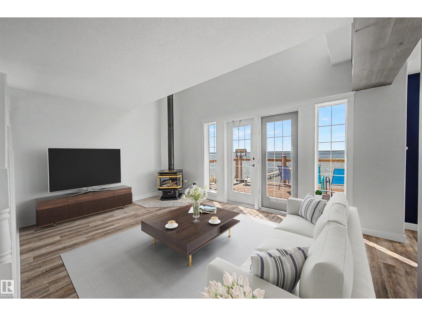 720 7th Street - Photo 5