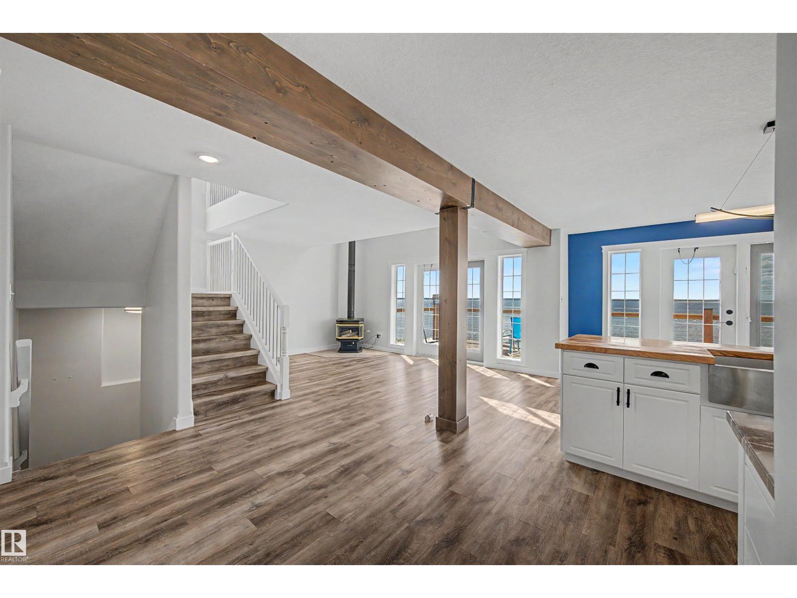 720 7th Street - Photo 7