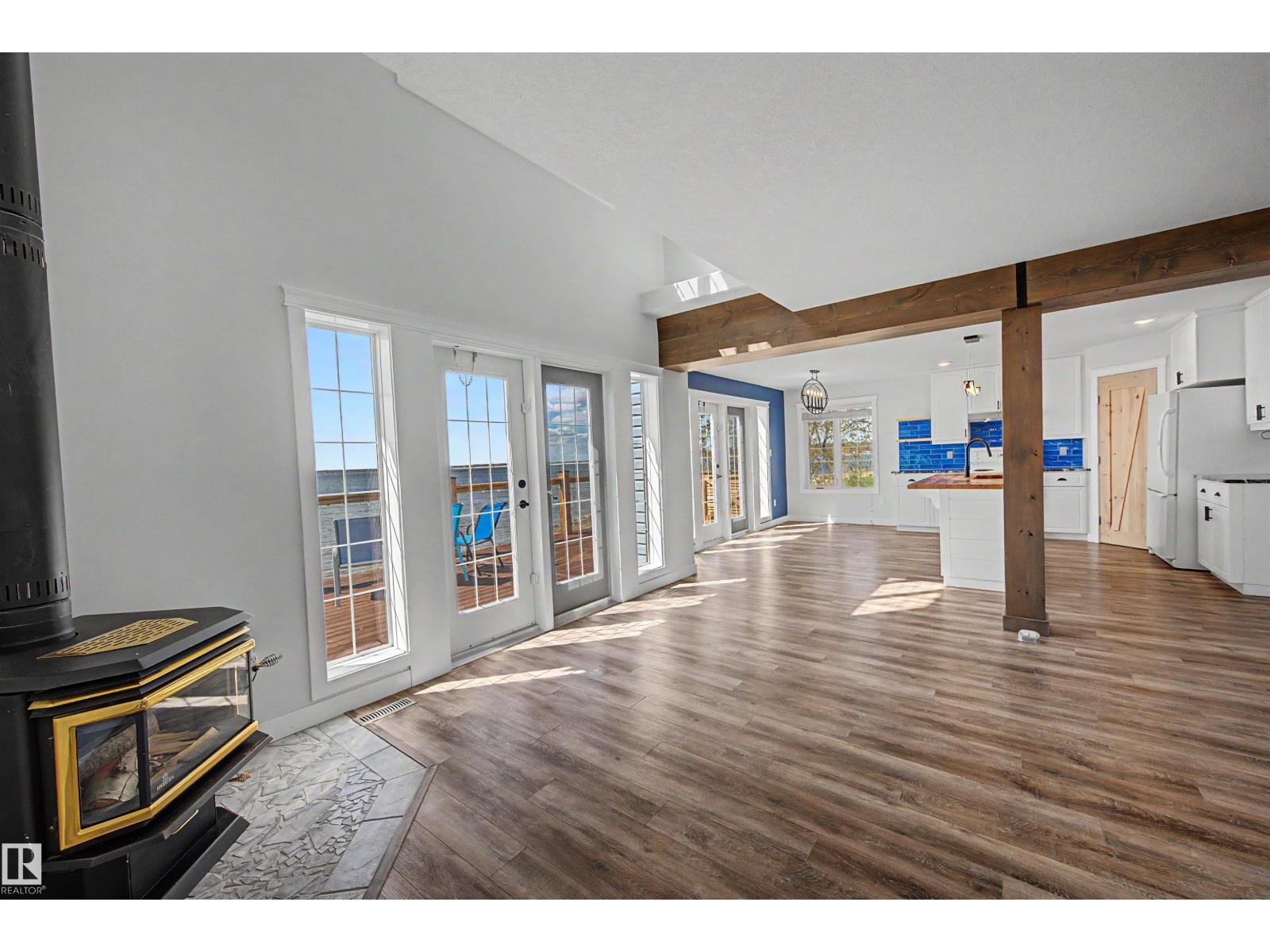 720 7th Street - Photo 17