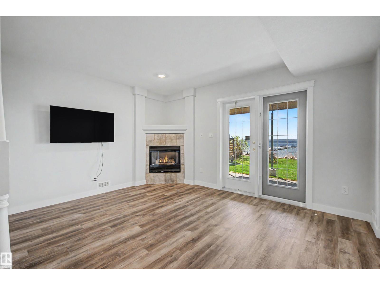 720 7th Street - Photo 35