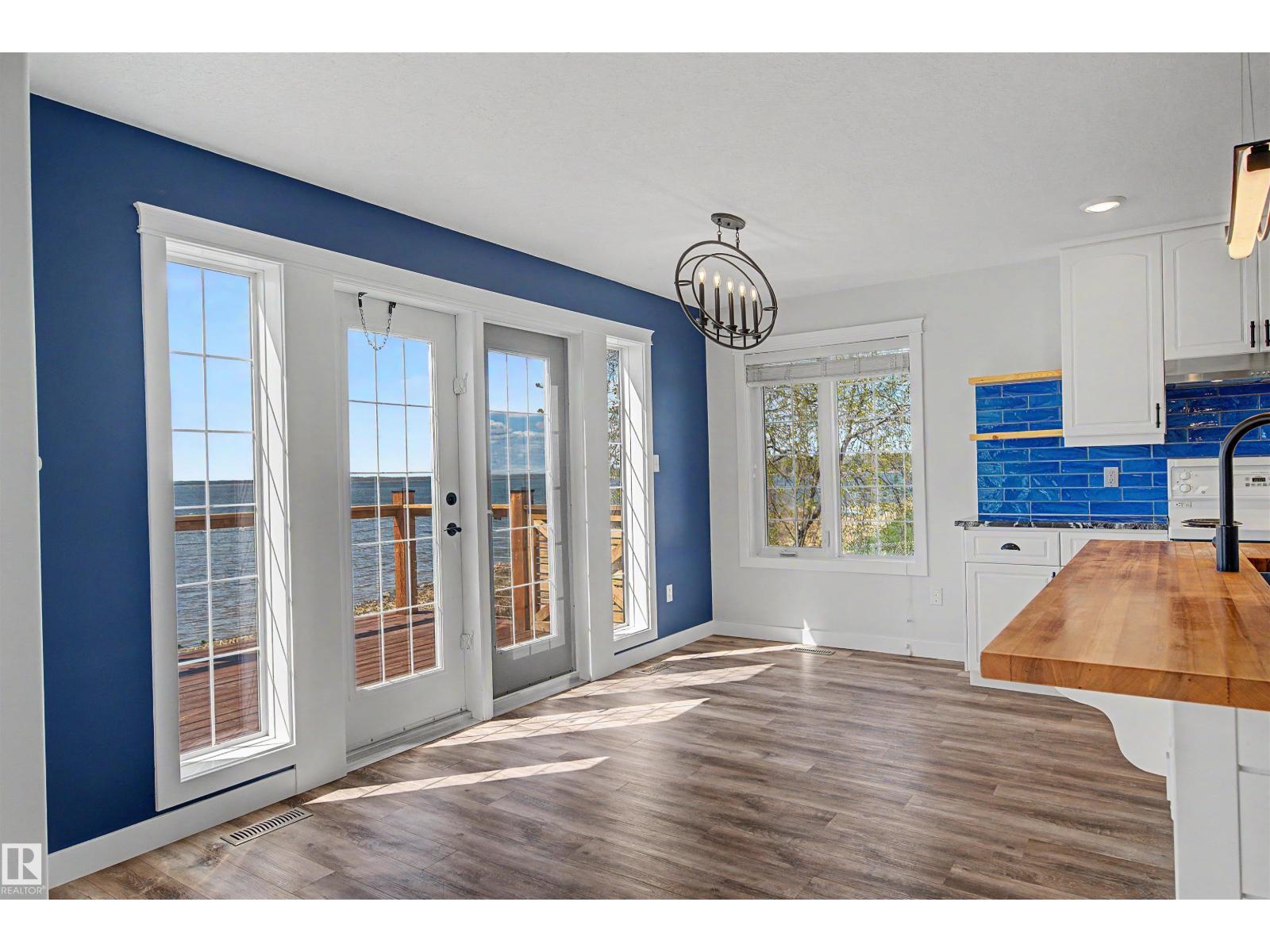 720 7th Street - Photo 14