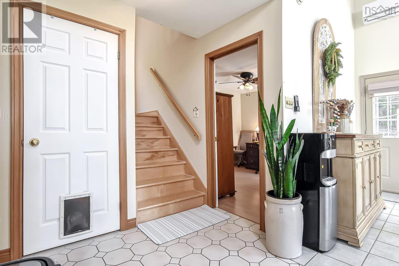 Property 20 of 39 of 1774 Waverley Road