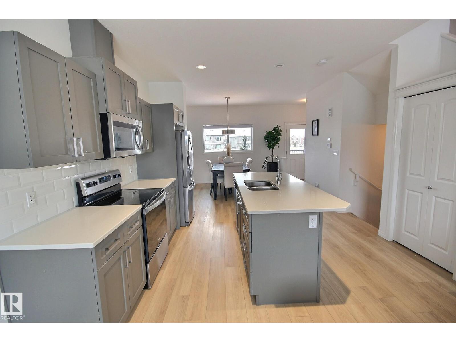 1512 157 ST SW - 5