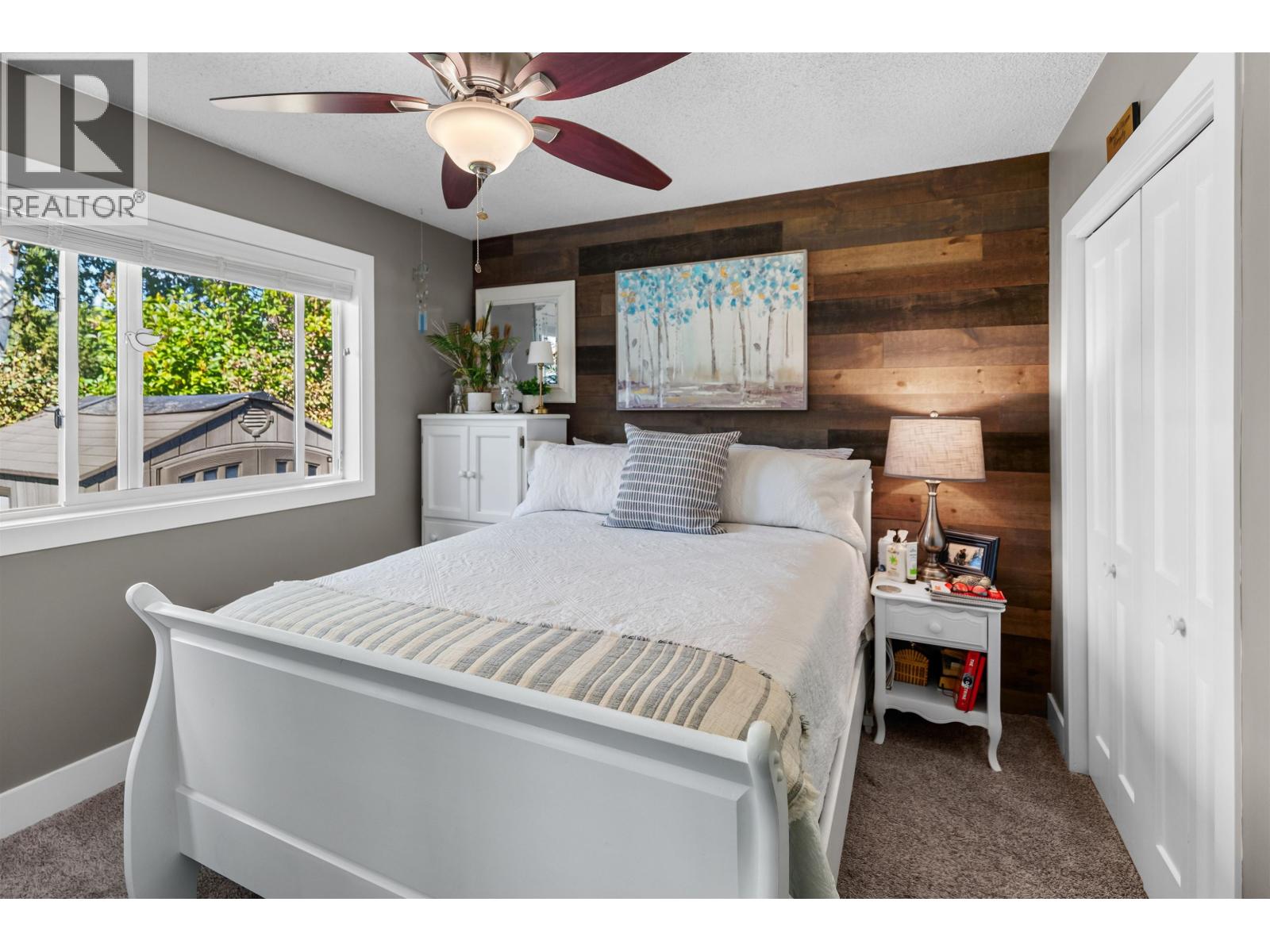 2760 HAMMOND AVENUE - 10