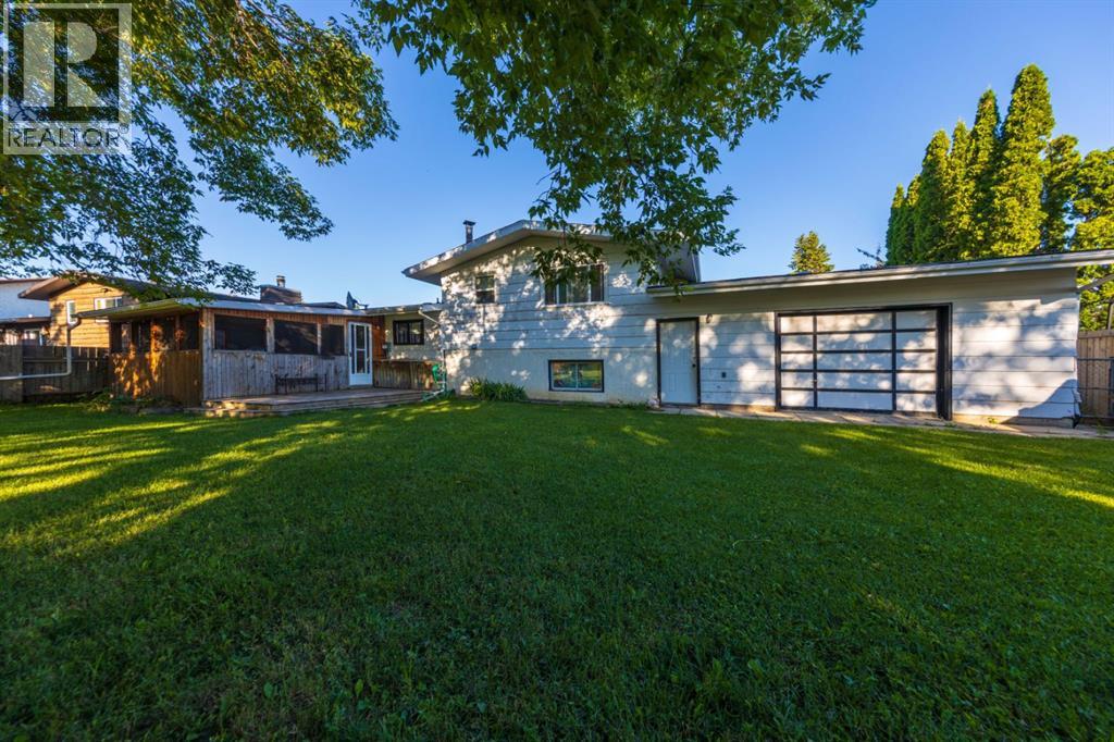 3007 52 Avenue - Image 30