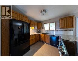 Family room - 3007 52 Avenue, Lloydminster, AB T9V1P4 Photo 10