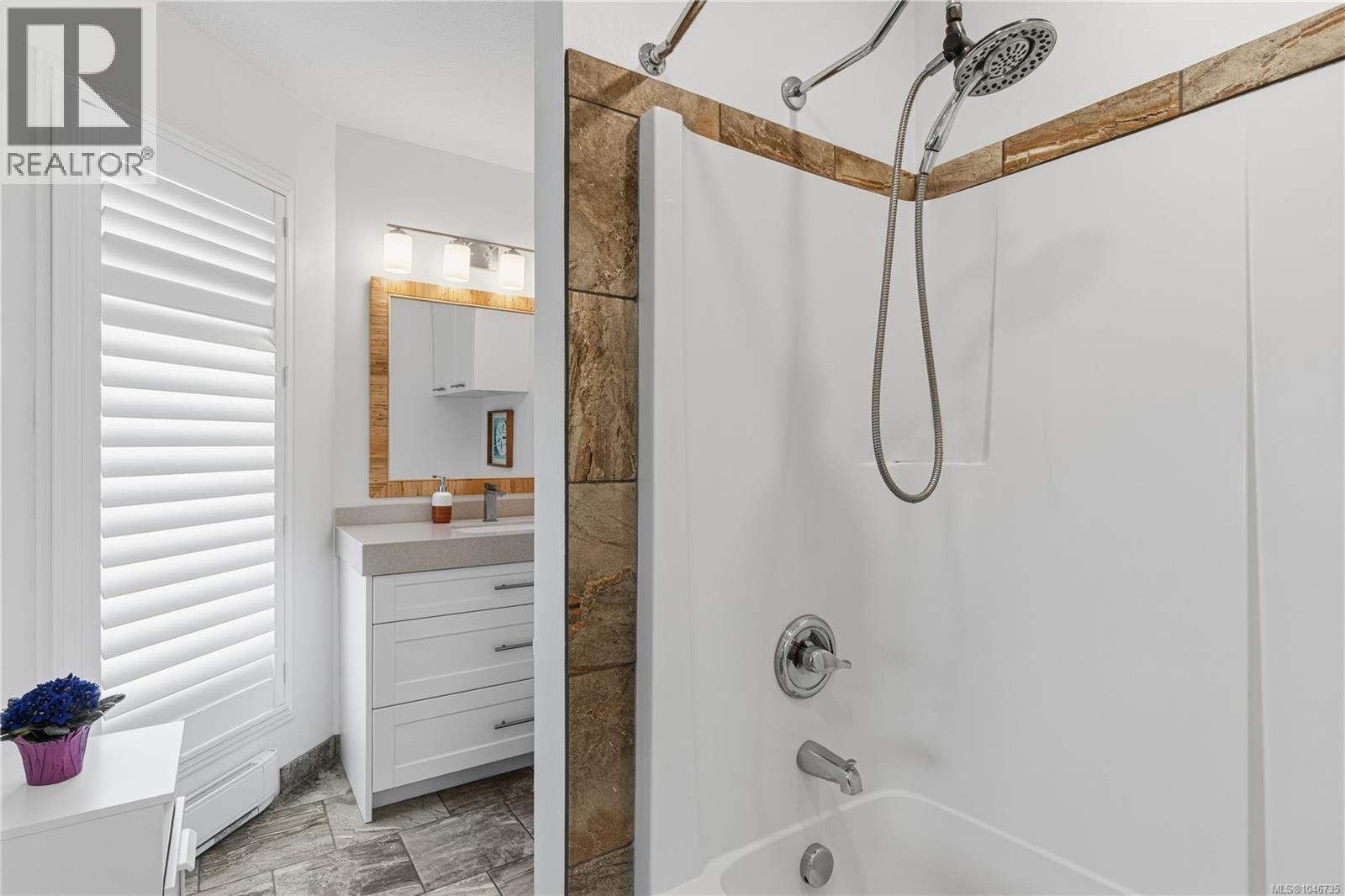 #228 330 Dogwood St - 11