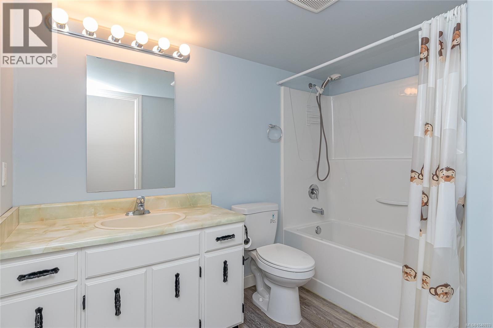 5385 Winchester Rd - Image 26