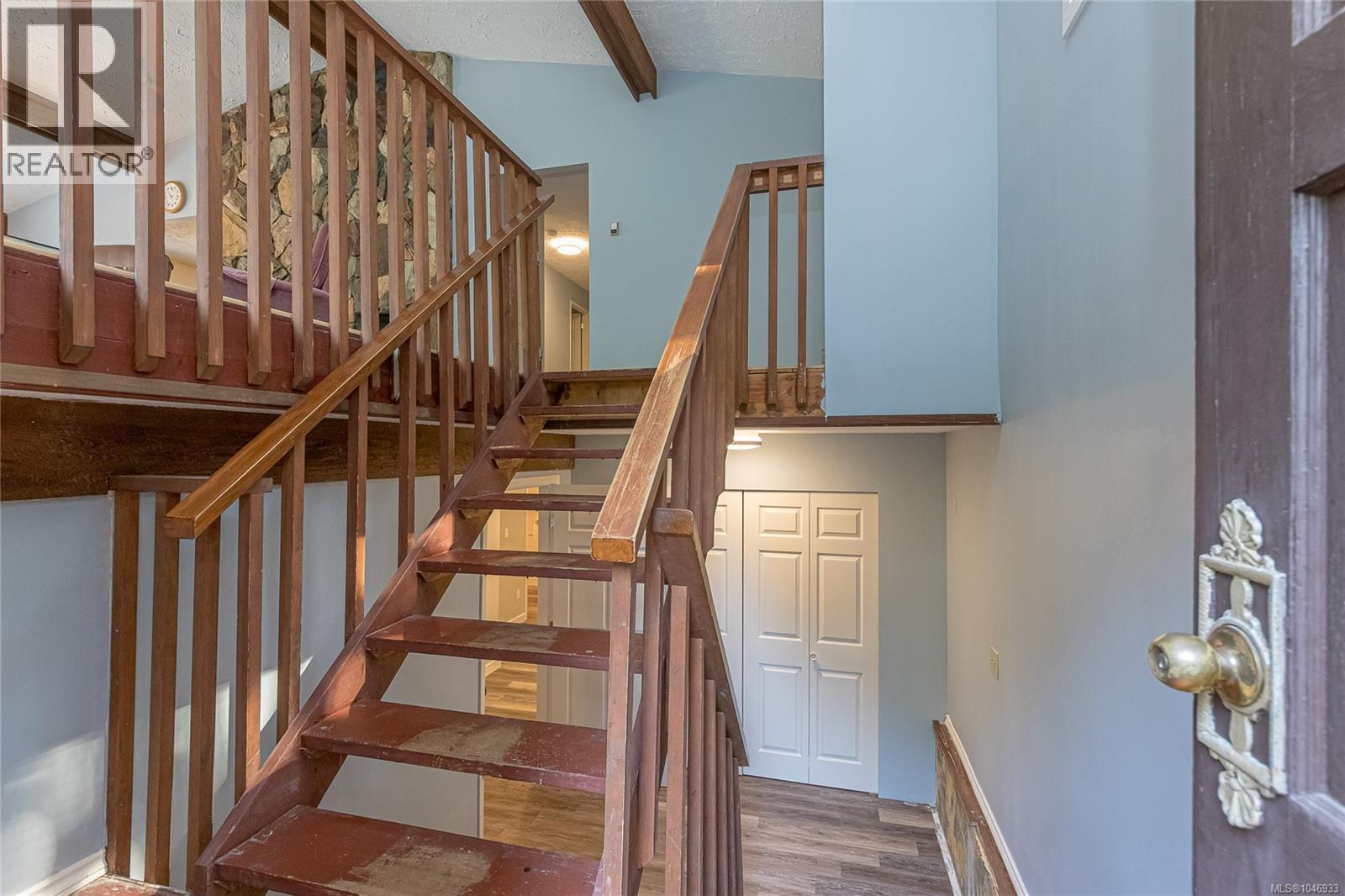 5385 Winchester Rd - Image 6
