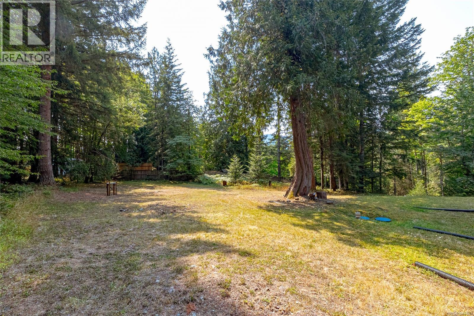 5385 Winchester Rd - Image 37