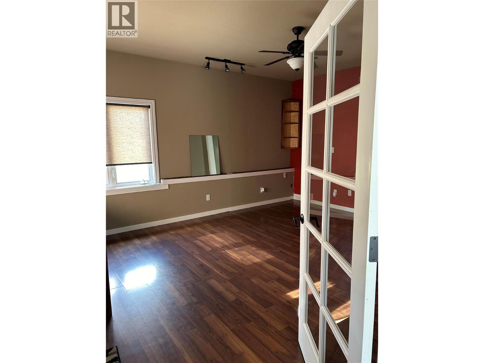 325 4th Avenue - 23