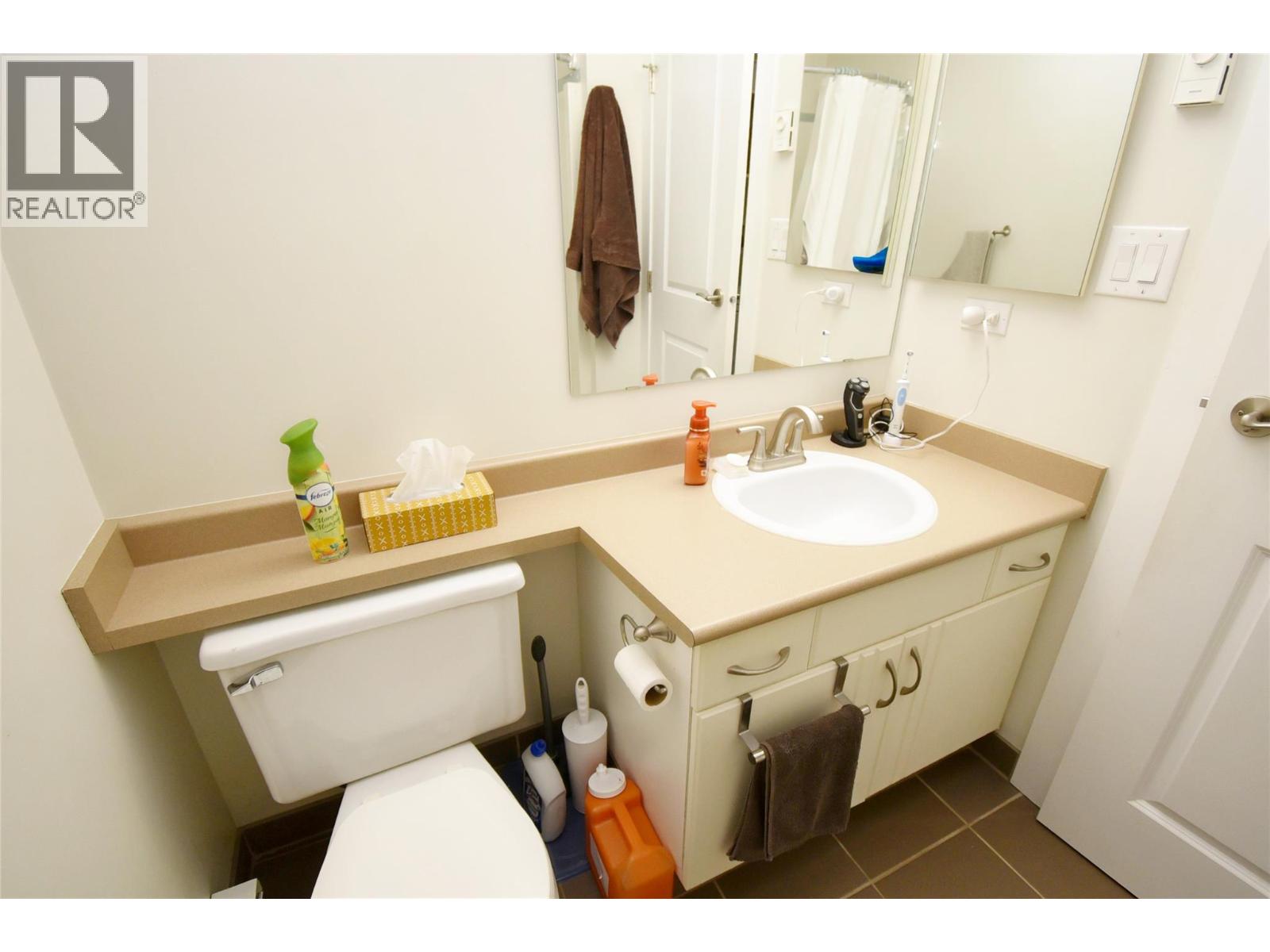 4800 Heritage Drive Unit# 7, Vernon