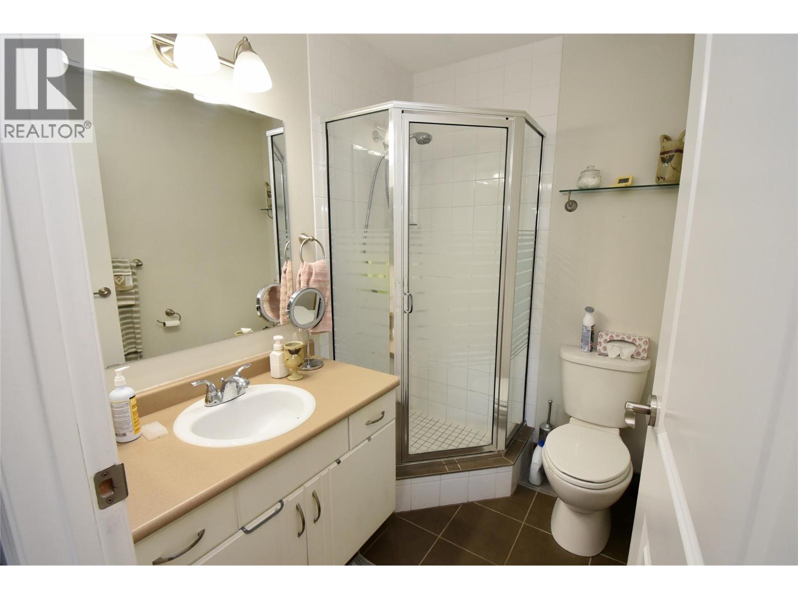 4800 Heritage Drive Unit# 7, Vernon