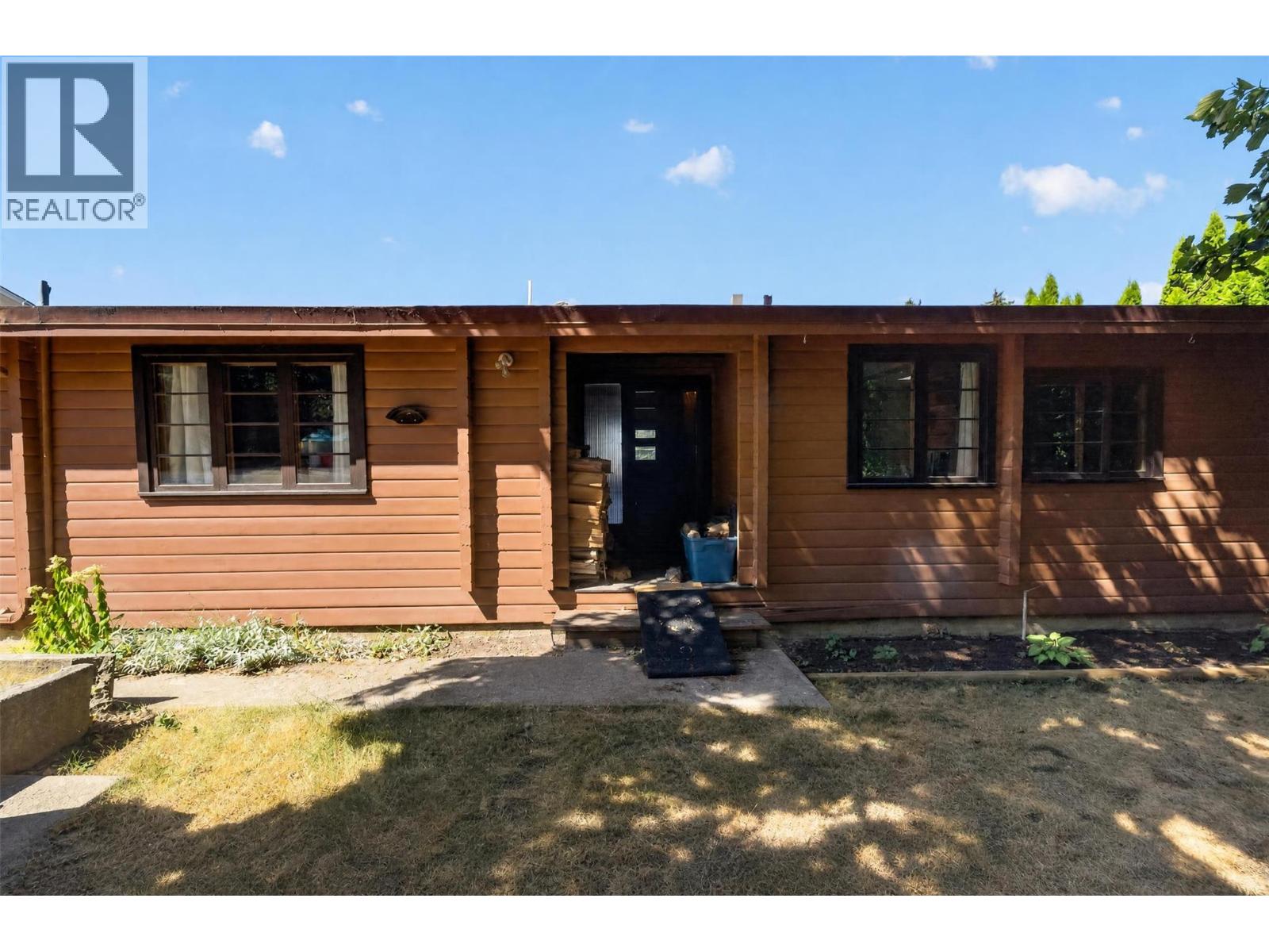 1260 16 Street NE - 35