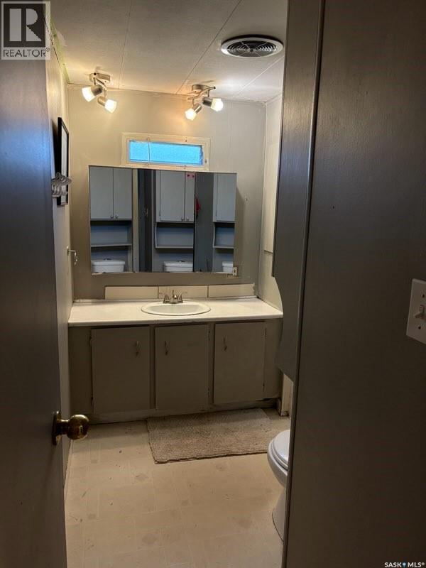 76 SPRUCE STREET - 24