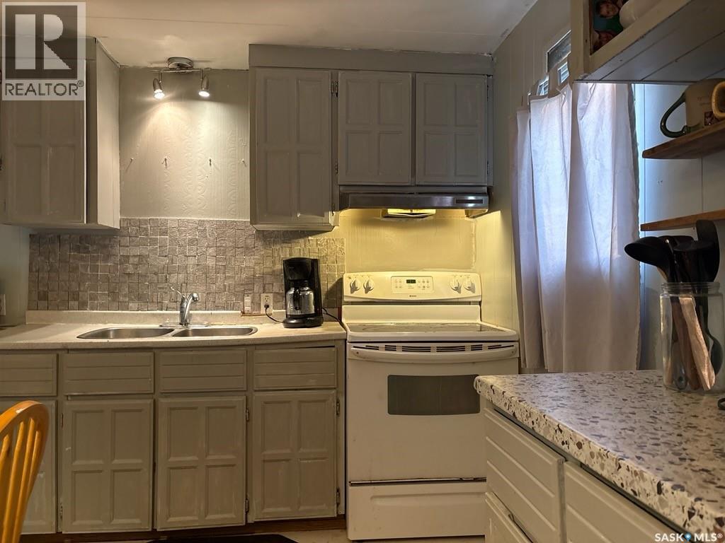 76 SPRUCE STREET - 6