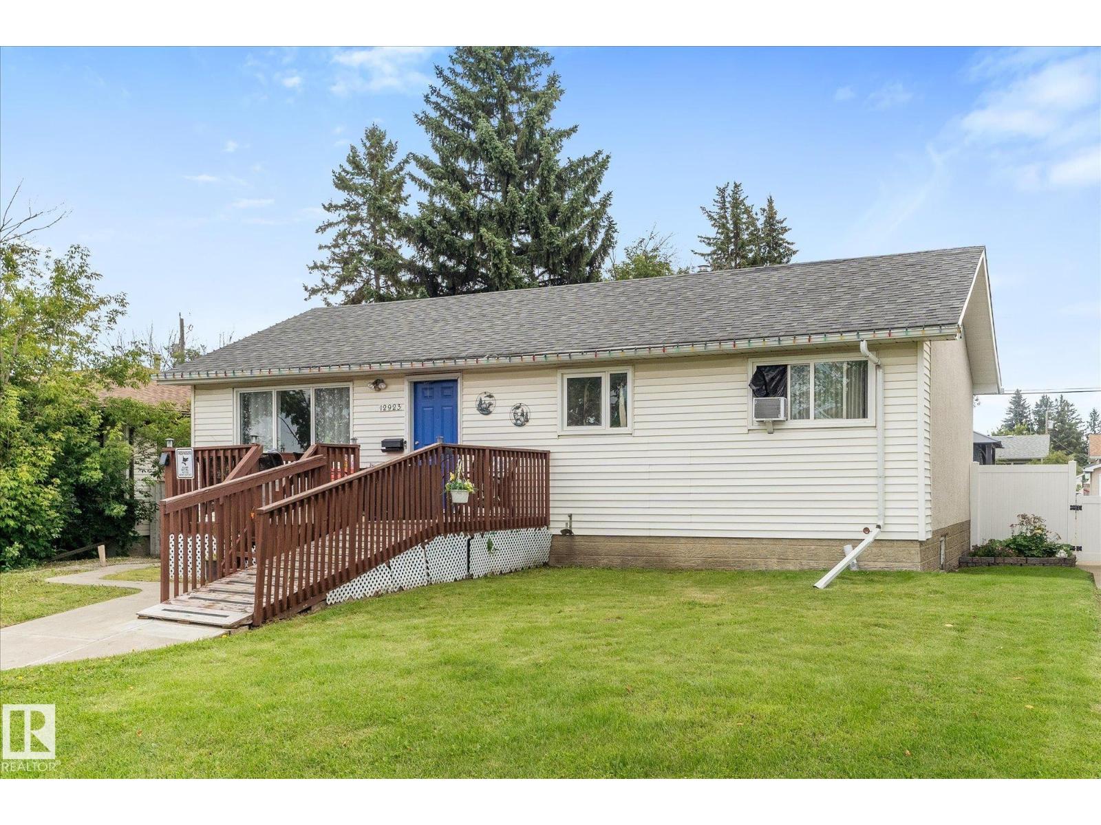 12923 137 AV NW - 25