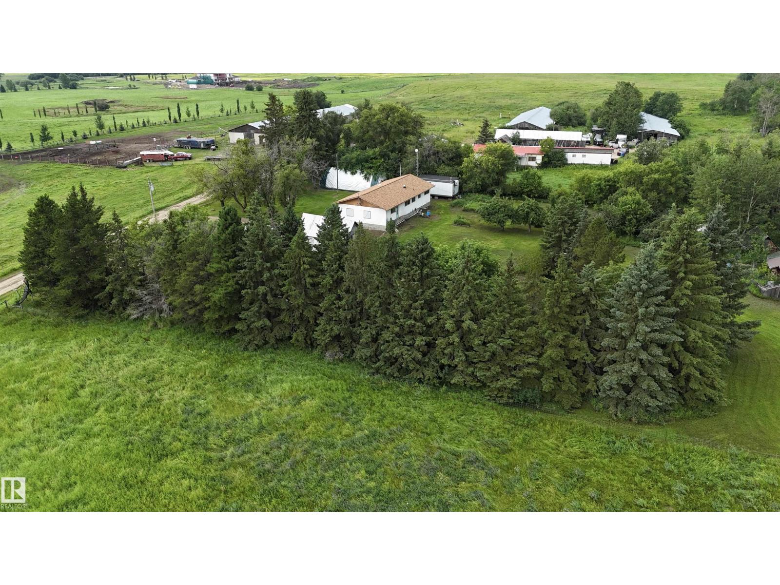 51226 RGE ROAD 233 - Photo 35