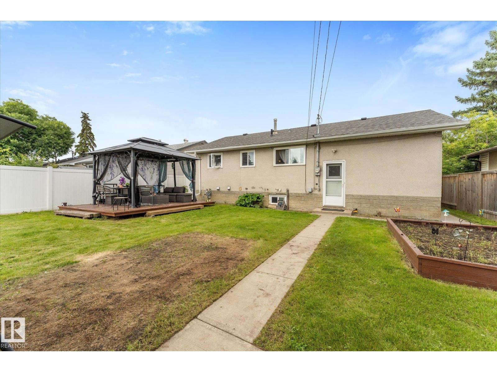 12923 137 AV NW - 29