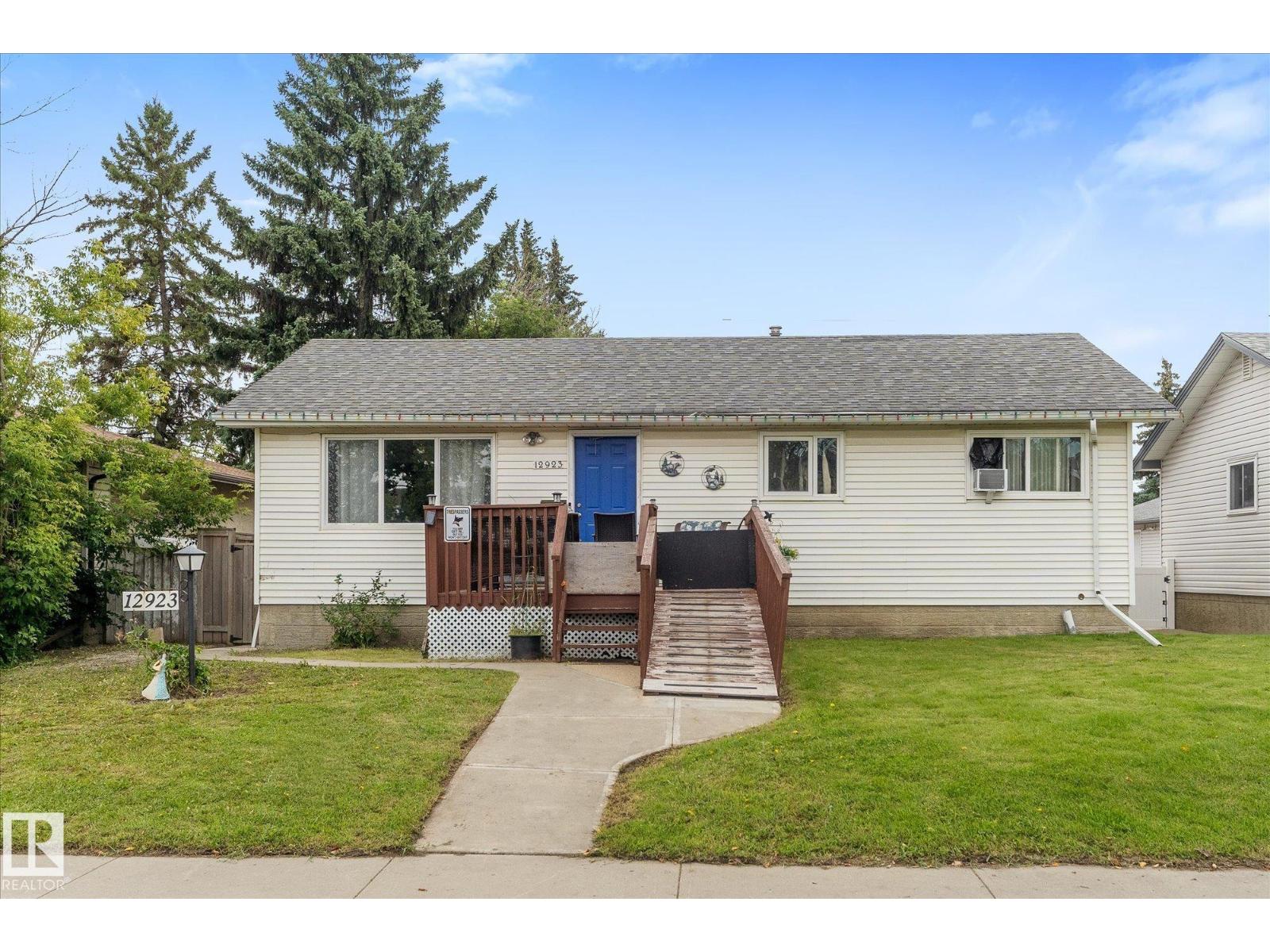 12923 137 AV NW - 24