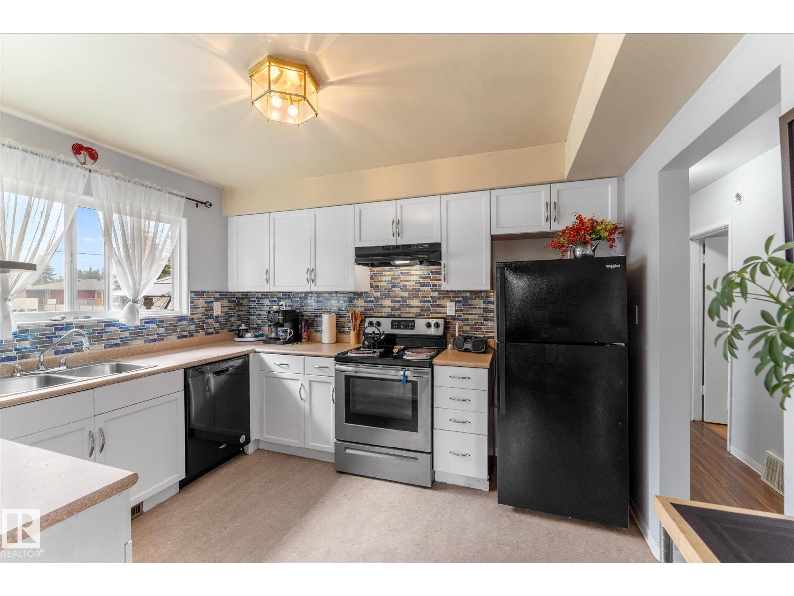 12923 137 Avenue NW - Photo 12