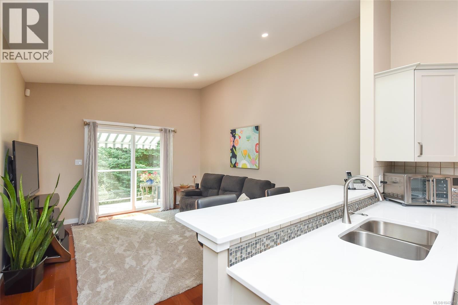 61 2001 Blue Jay Pl, Courtenay