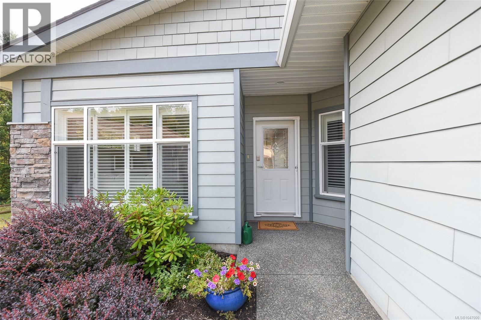 61 2001 Blue Jay Pl, Courtenay