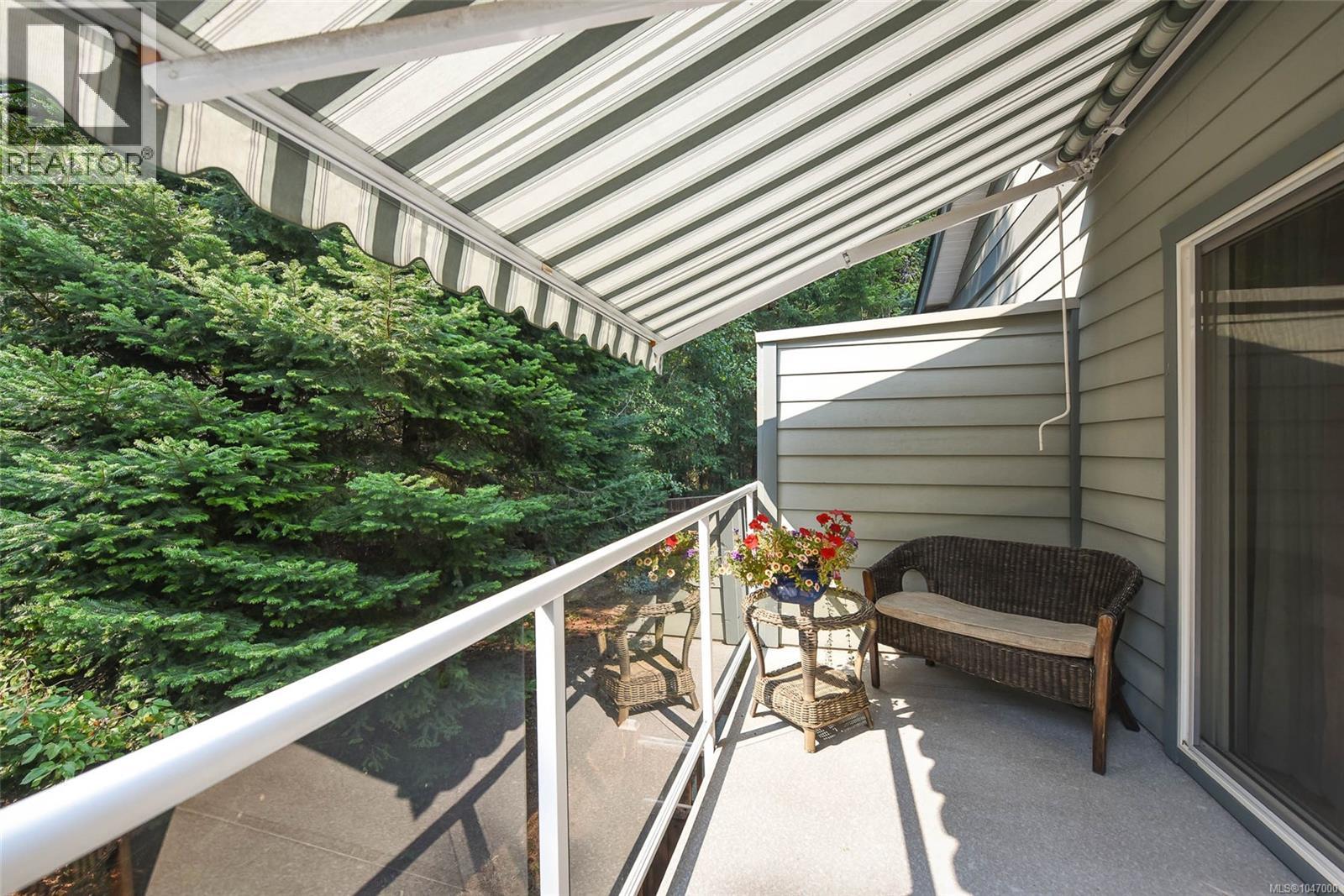 61 2001 Blue Jay Pl, Courtenay