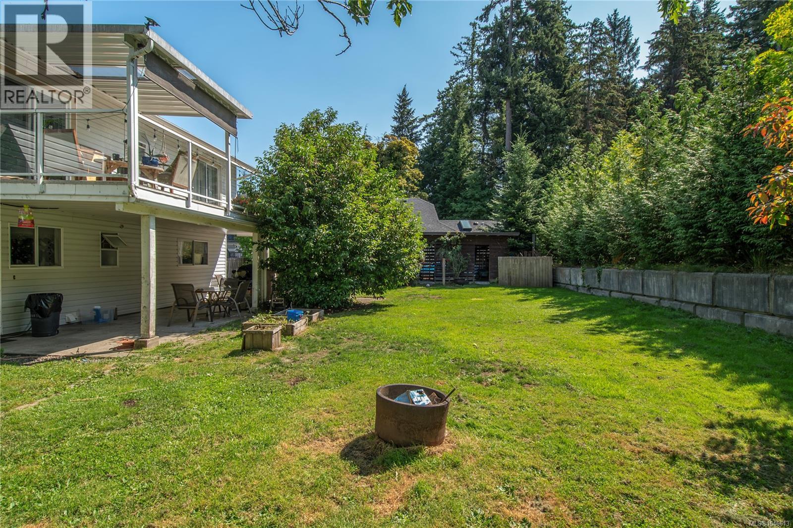 423 Harrogate Rd, Campbell River