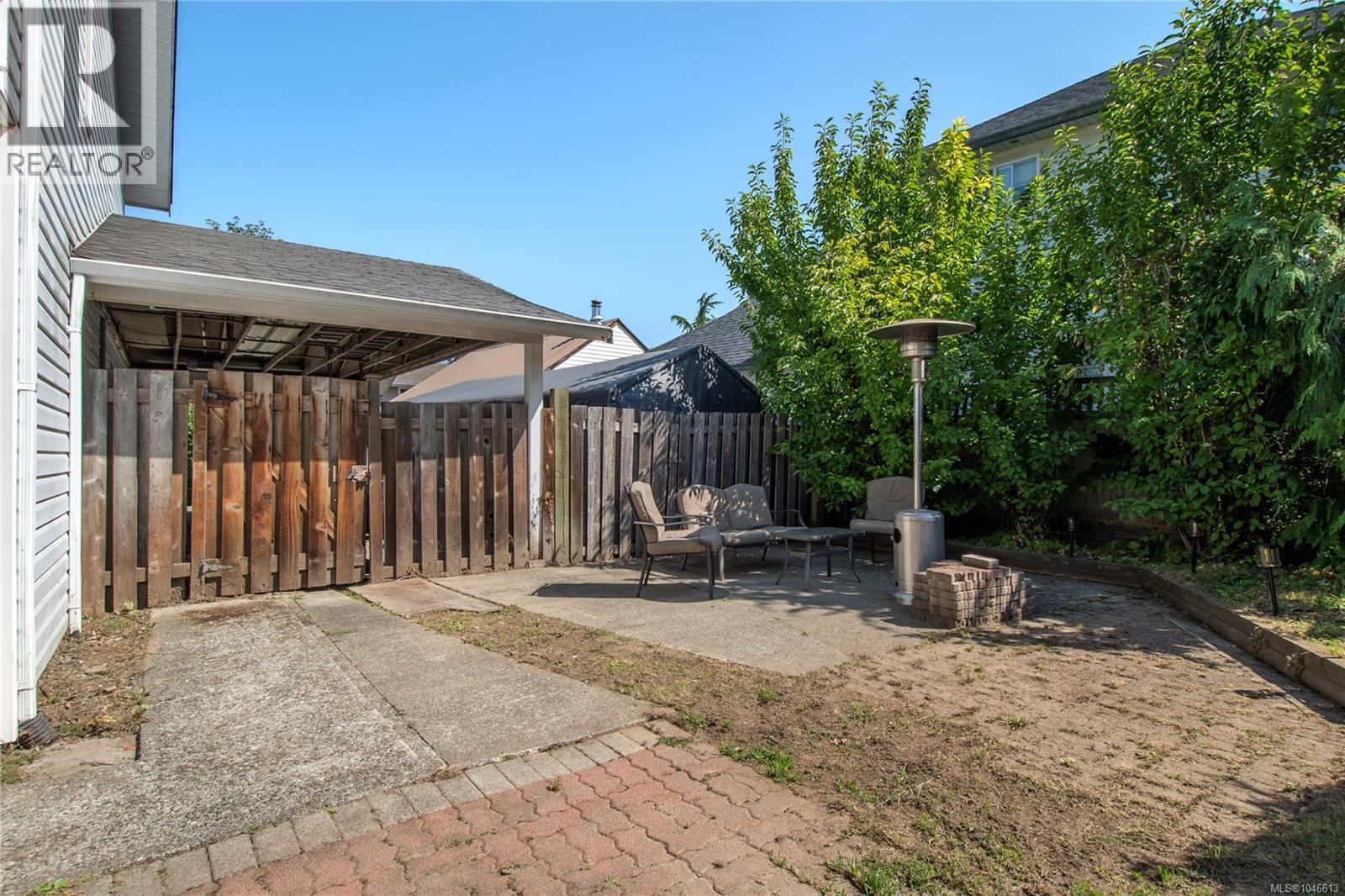 423 Harrogate Rd, Campbell River