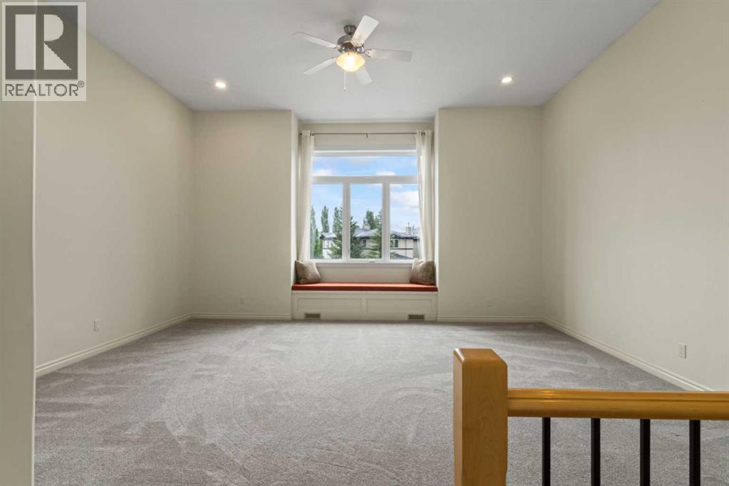 126 Chapman Close SE - 15