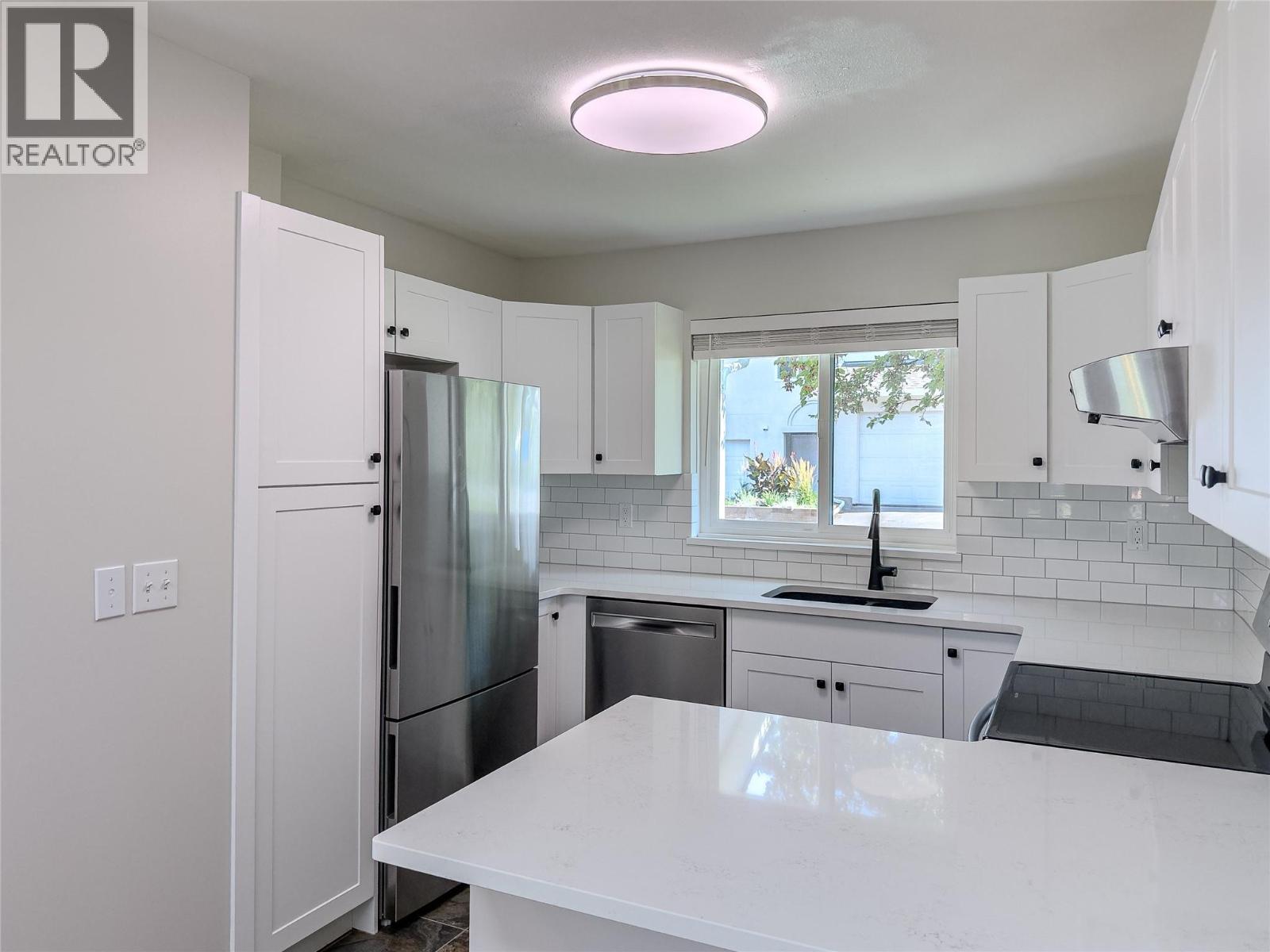 #26 2050 QU'APPELLE Boulevard - 4
