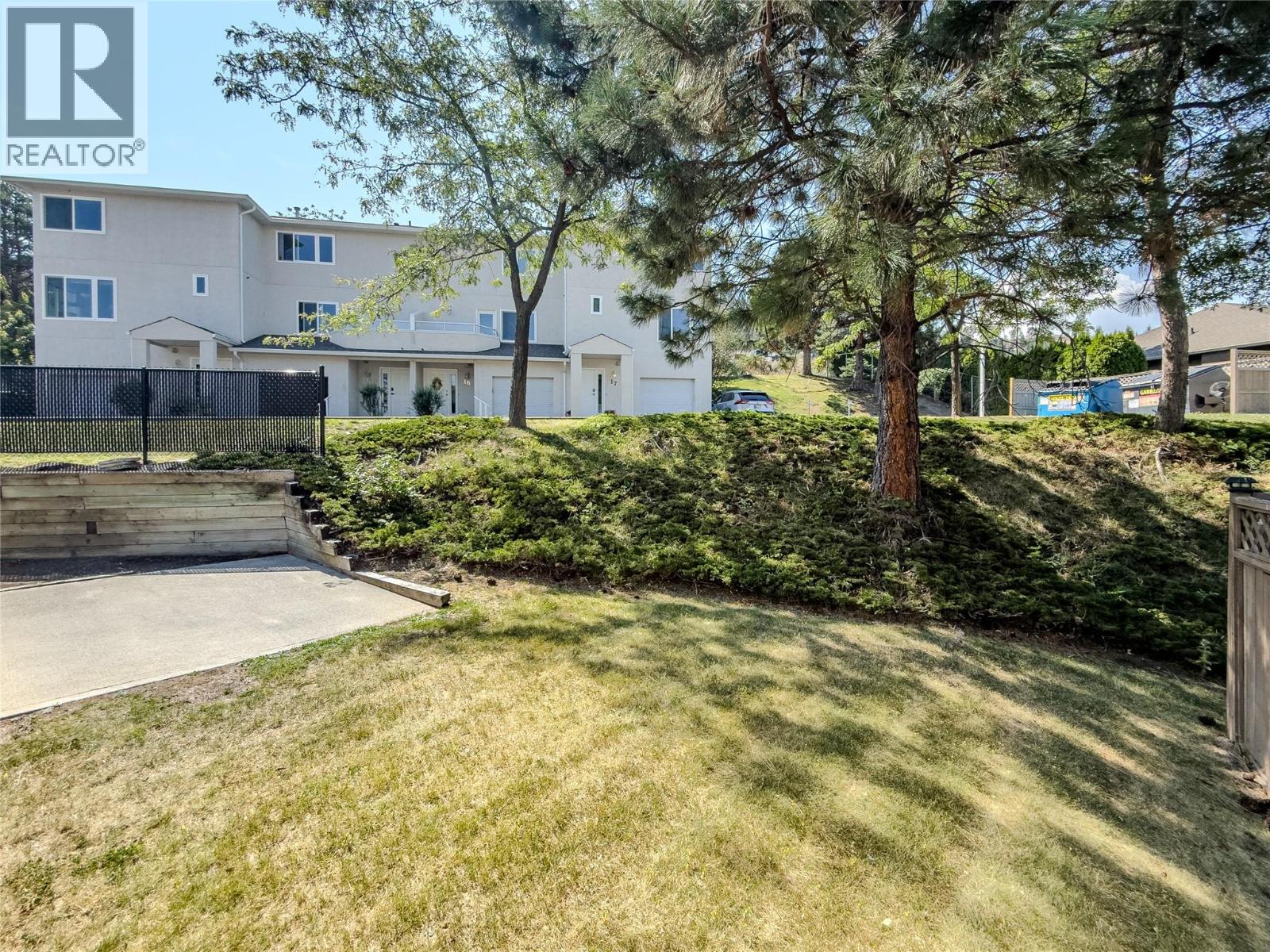 #26 2050 QU'APPELLE Boulevard - Image 23