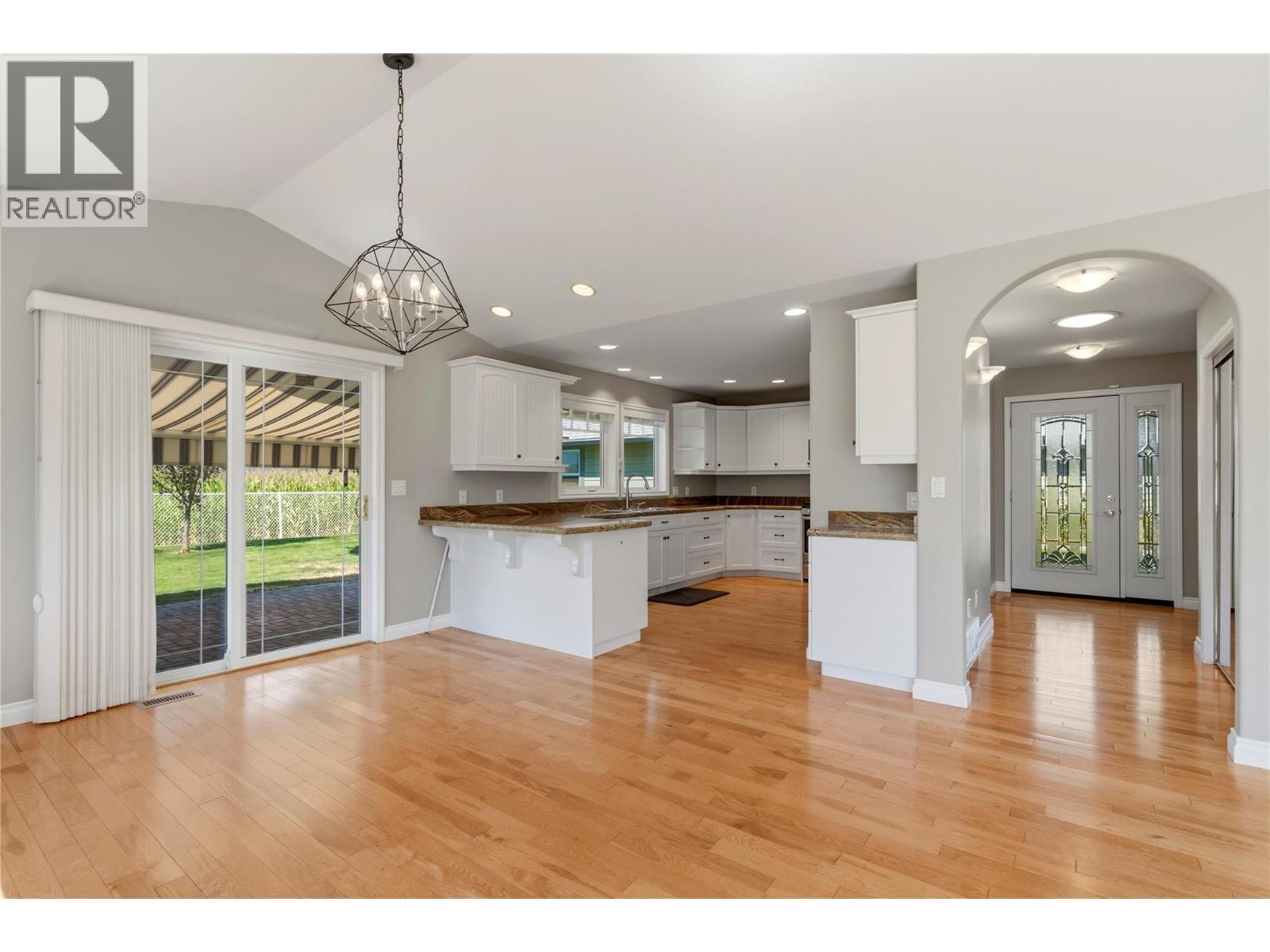 #18 1231 10 Street SW - 21