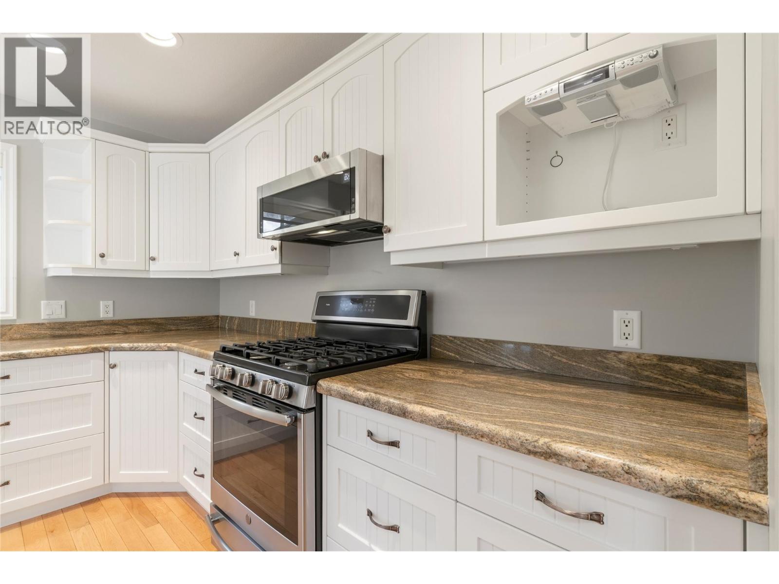 #18 1231 10 Street SW - 22