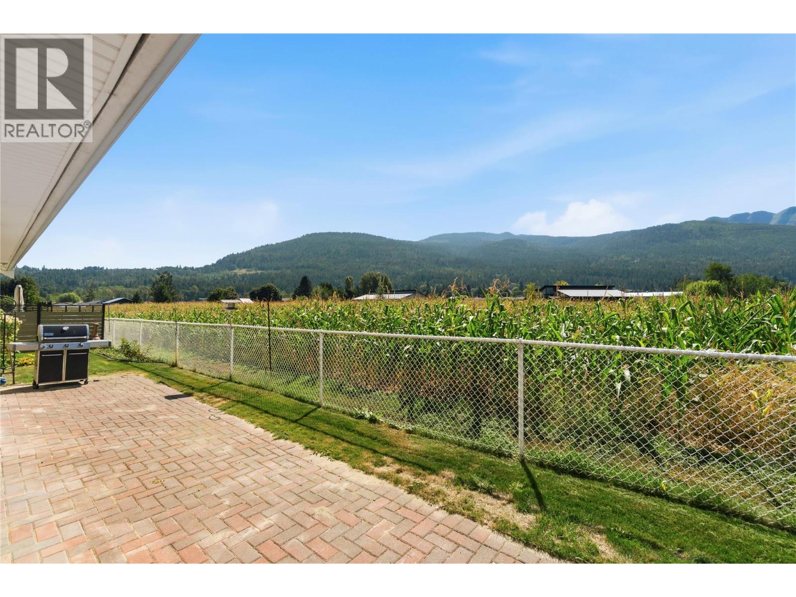 #18 1231 10 Street SW - 5