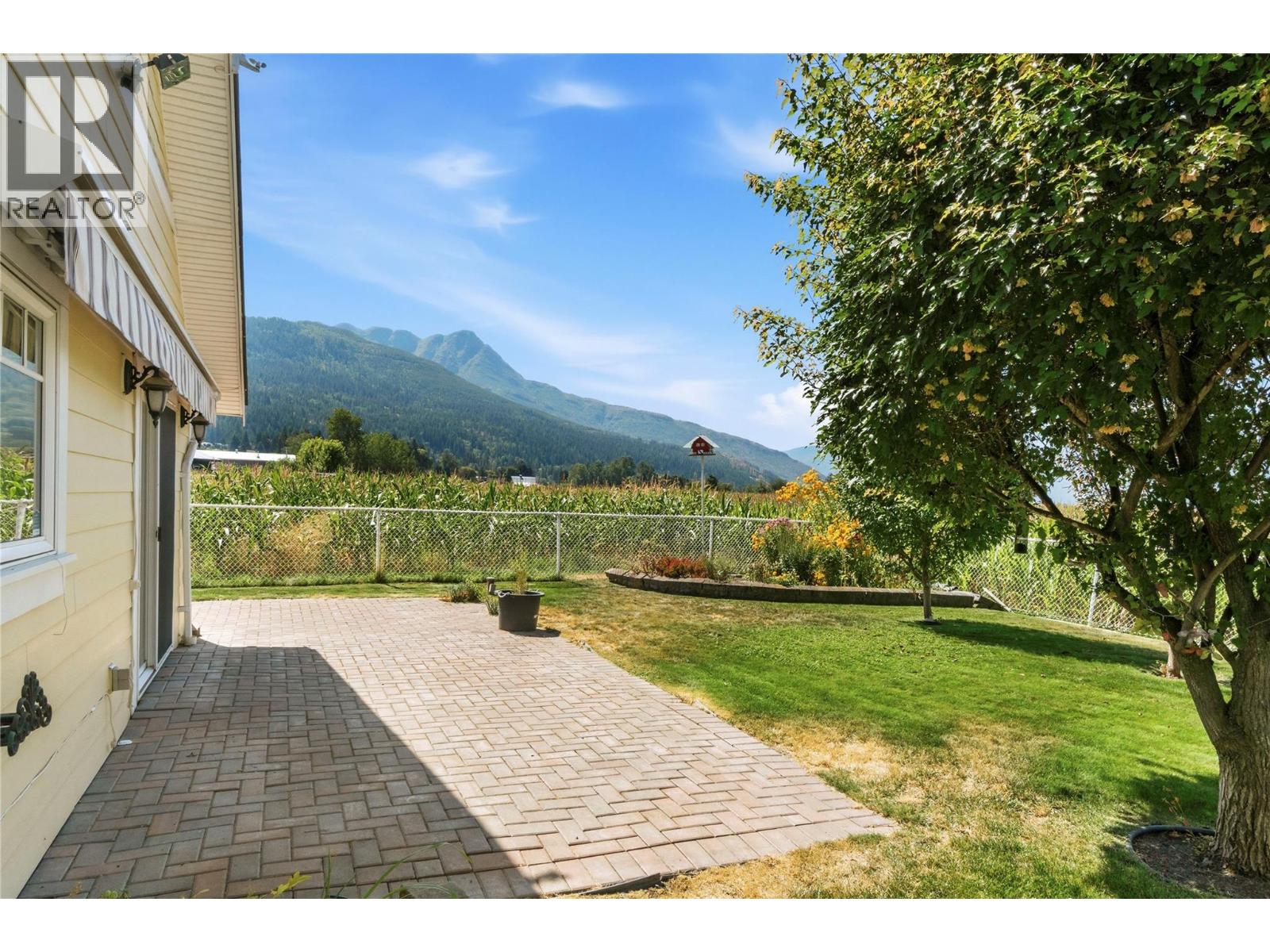 #18 1231 10 Street SW - 9